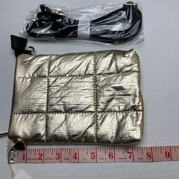 Insulated Metallic Bubble‎ Cross Body Bag - Picture 6 of 7